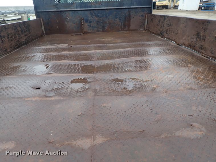 image for item DB7665 2000 GMC C8500 flatbed truck