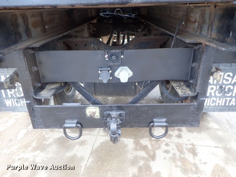 image for item DB7665 2000 GMC C8500 flatbed truck