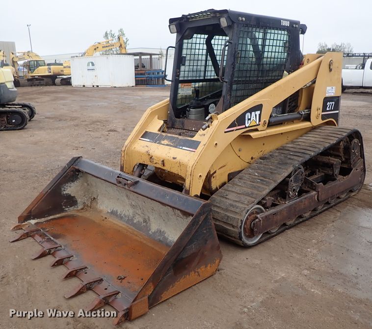 image for item DB7666 2003 Caterpillar 277 skid steer