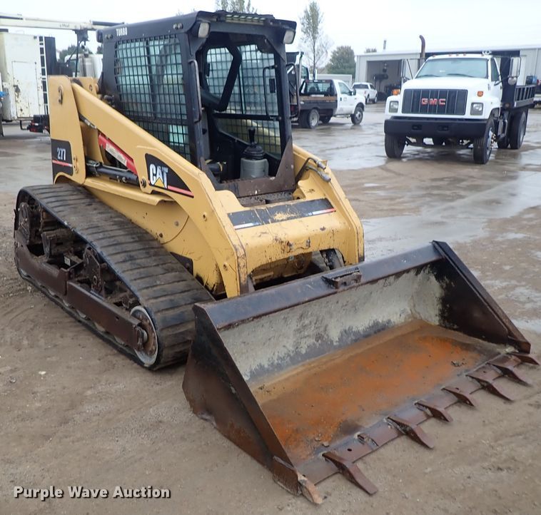 image for item DB7666 2003 Caterpillar 277 skid steer