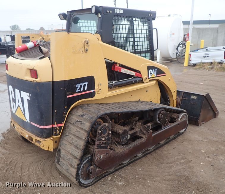 image for item DB7666 2003 Caterpillar 277 skid steer