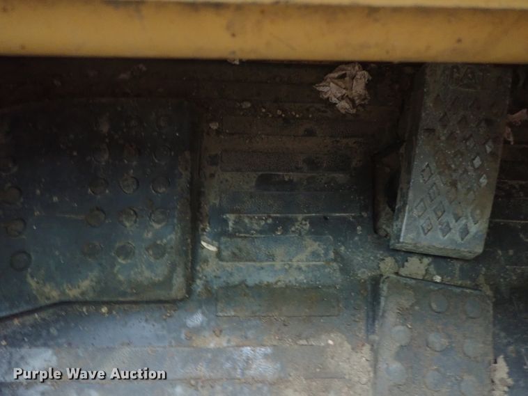 image for item DB7666 2003 Caterpillar 277 skid steer