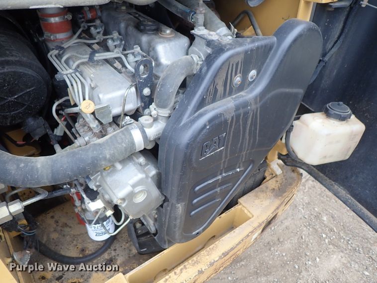 image for item DB7666 2003 Caterpillar 277 skid steer