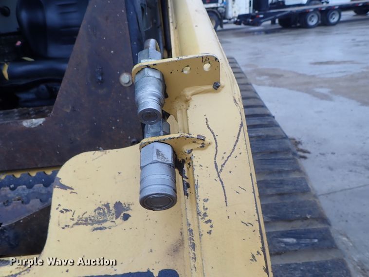 image for item DB7666 2003 Caterpillar 277 skid steer