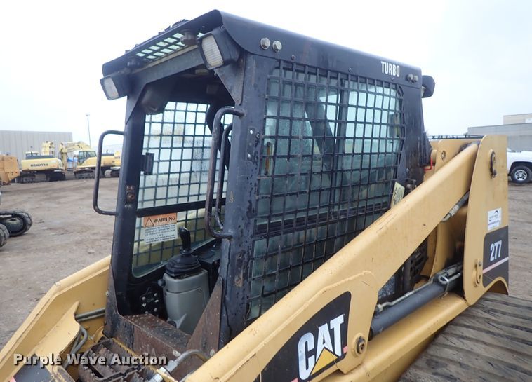 image for item DB7666 2003 Caterpillar 277 skid steer
