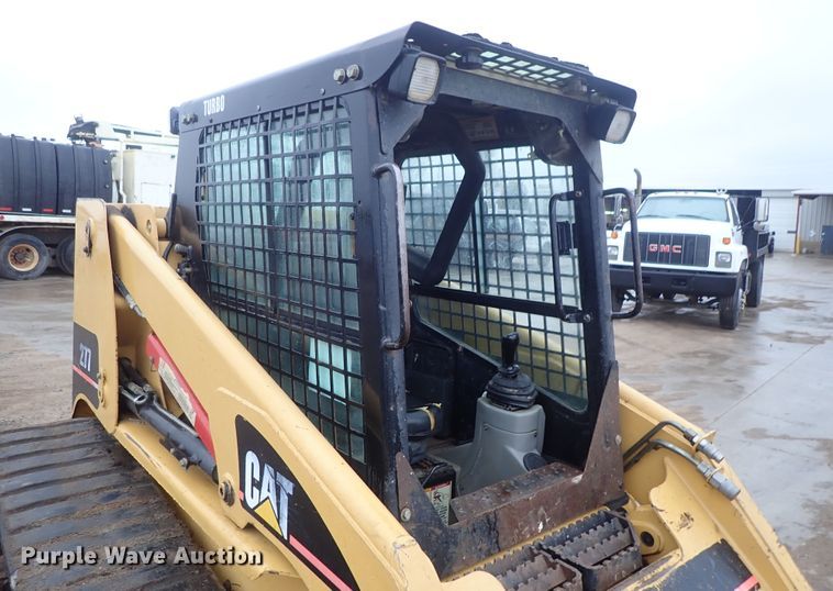 image for item DB7666 2003 Caterpillar 277 skid steer