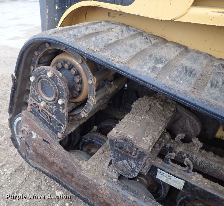 image for item DB7666 2003 Caterpillar 277 skid steer