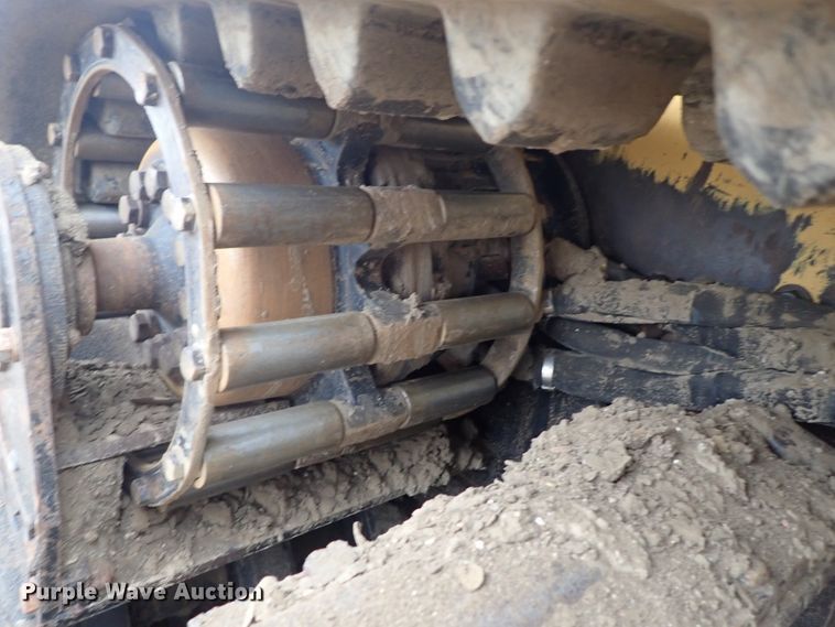 image for item DB7666 2003 Caterpillar 277 skid steer