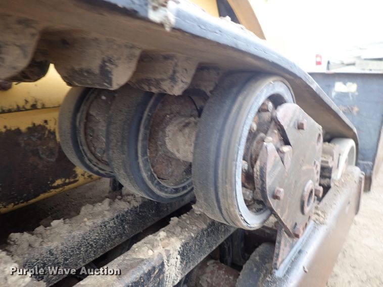 image for item DB7666 2003 Caterpillar 277 skid steer