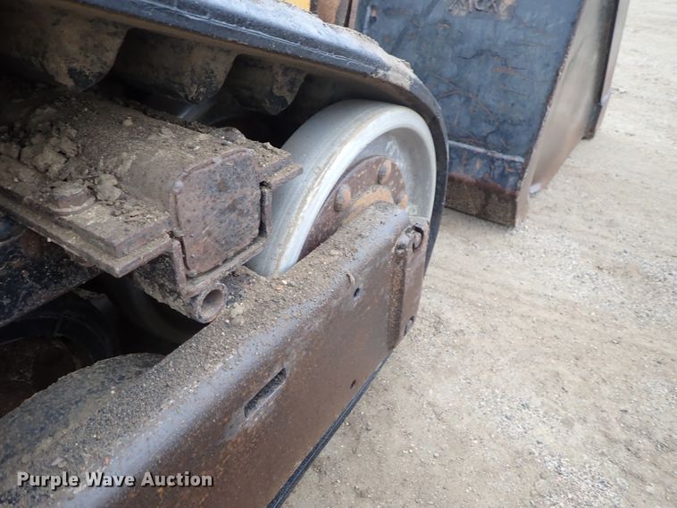 image for item DB7666 2003 Caterpillar 277 skid steer