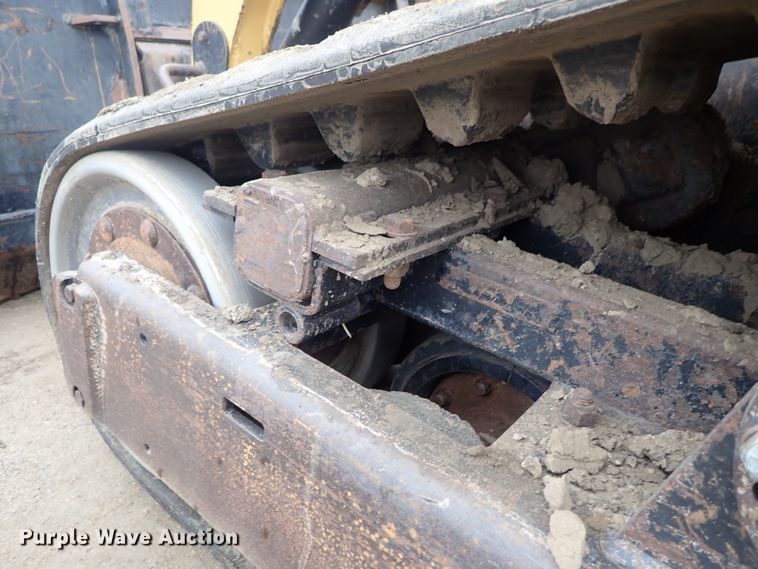 image for item DB7666 2003 Caterpillar 277 skid steer