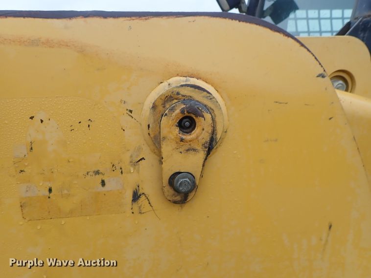 image for item DB7666 2003 Caterpillar 277 skid steer