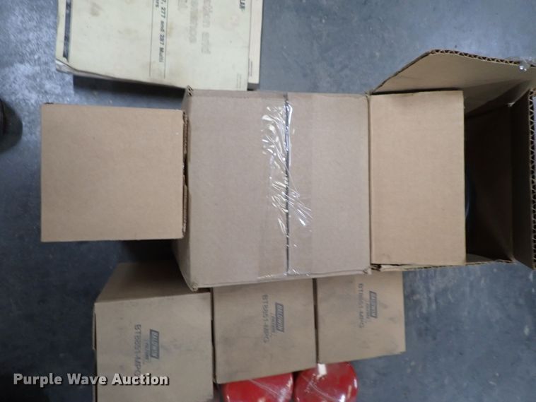 image for item DB7666 2003 Caterpillar 277 skid steer