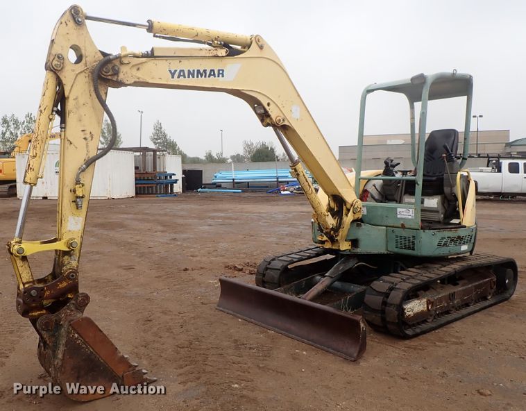 image for item DB7667 2003 Yanmar ViO50-2 mini excavator