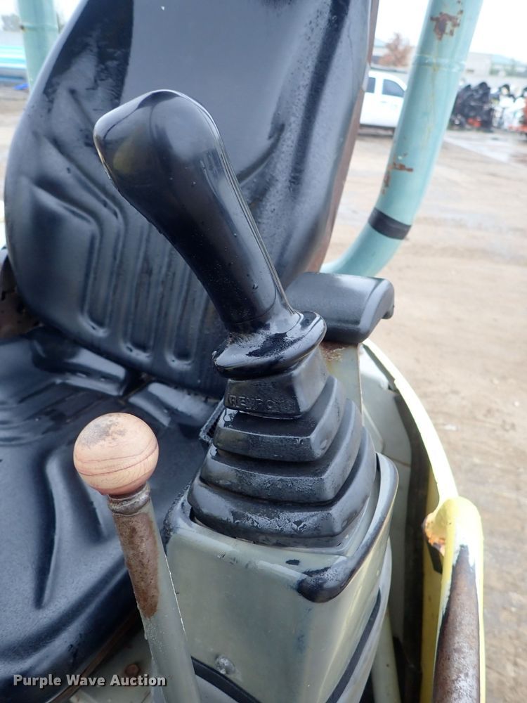 image for item DB7667 2003 Yanmar ViO50-2 mini excavator