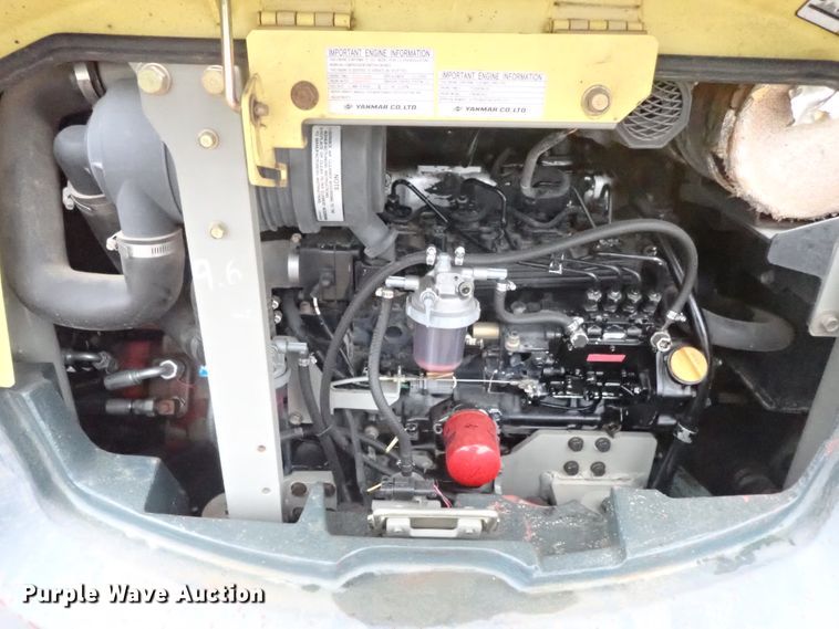 image for item DB7667 2003 Yanmar ViO50-2 mini excavator