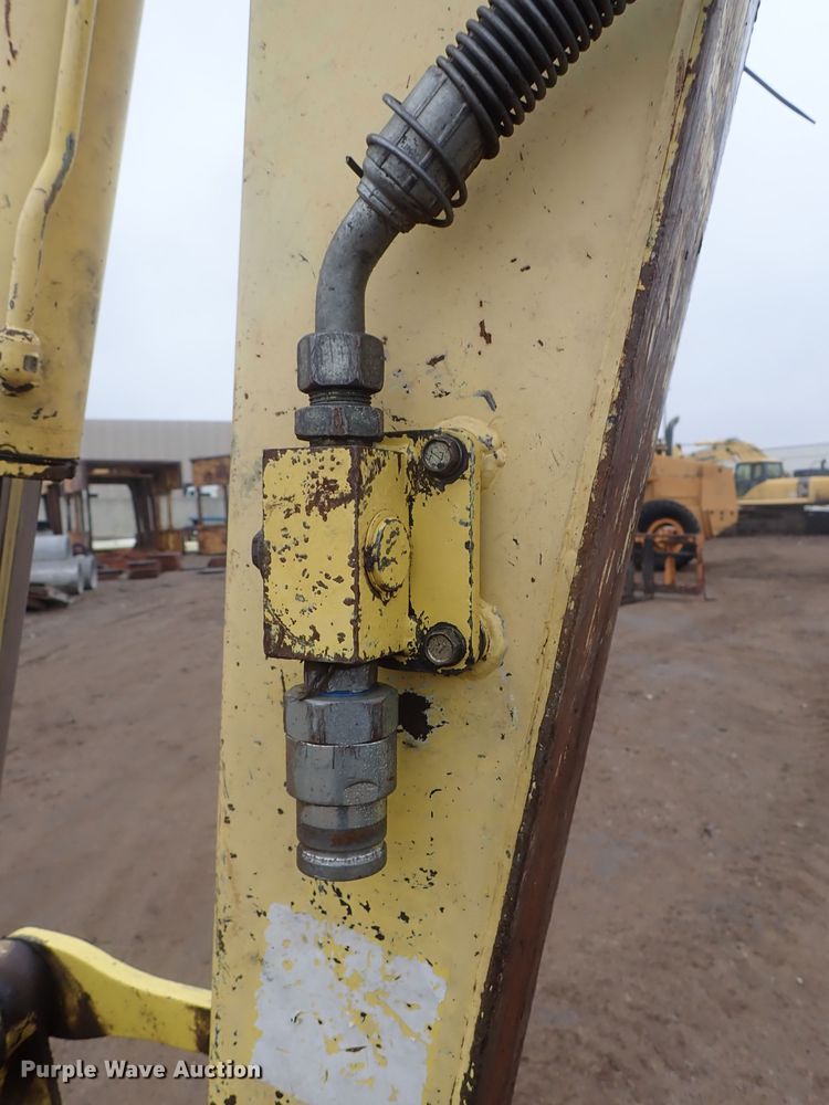 image for item DB7667 2003 Yanmar ViO50-2 mini excavator