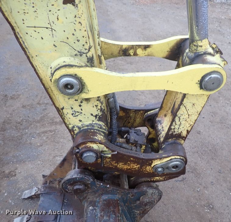 image for item DB7667 2003 Yanmar ViO50-2 mini excavator