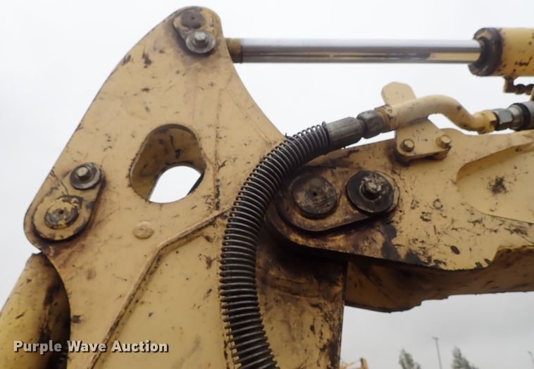 image for item DB7667 2003 Yanmar ViO50-2 mini excavator