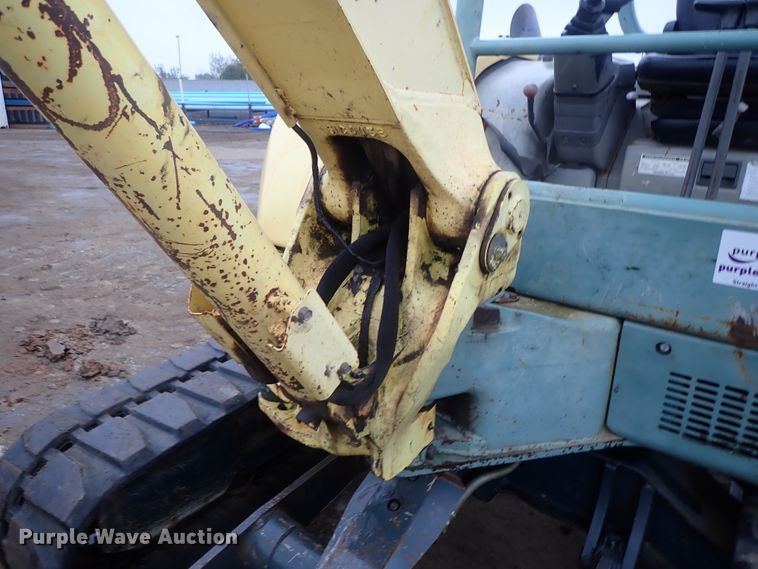 image for item DB7667 2003 Yanmar ViO50-2 mini excavator