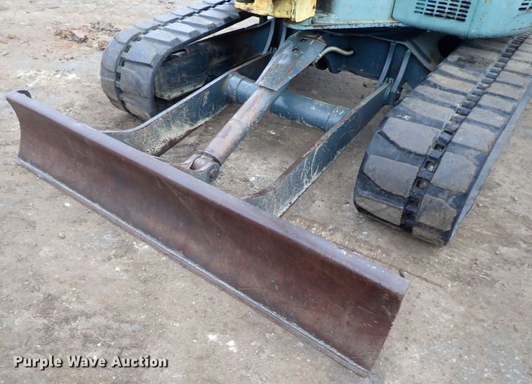 image for item DB7667 2003 Yanmar ViO50-2 mini excavator