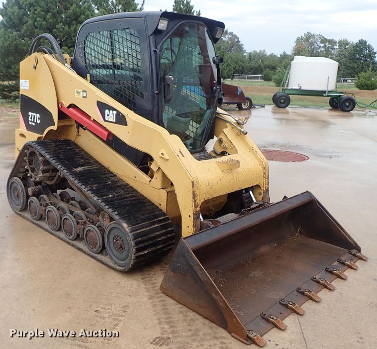 image for item DB7671 2007 Caterpillar 277C skid steer