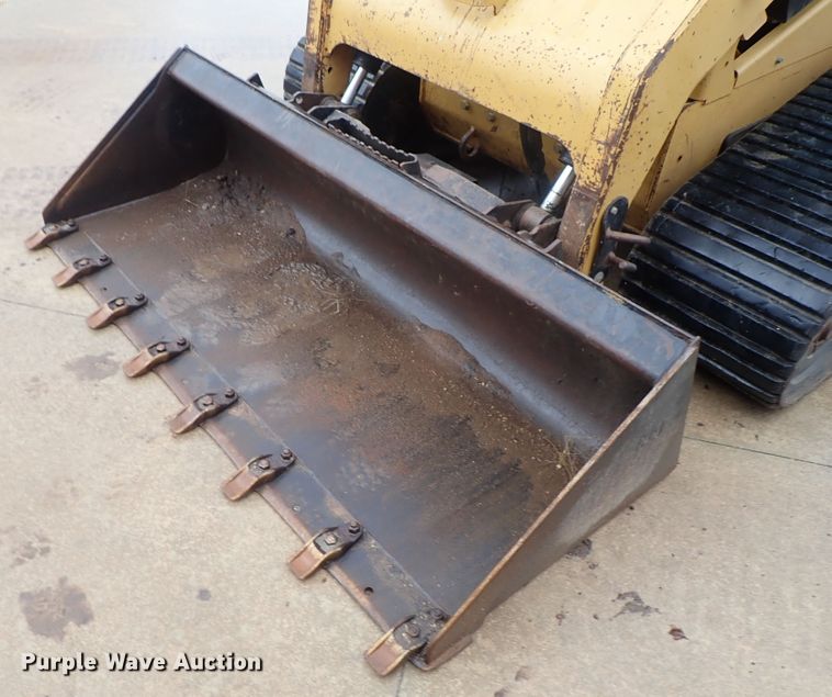 image for item DB7671 2007 Caterpillar 277C skid steer