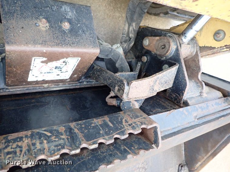 image for item DB7671 2007 Caterpillar 277C skid steer