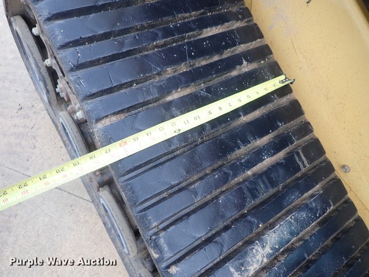 image for item DB7671 2007 Caterpillar 277C skid steer