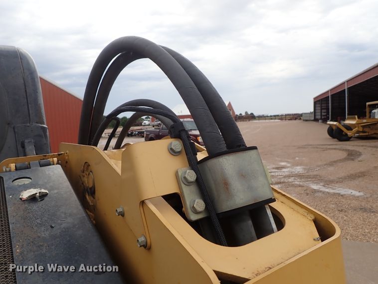 image for item DB7671 2007 Caterpillar 277C skid steer