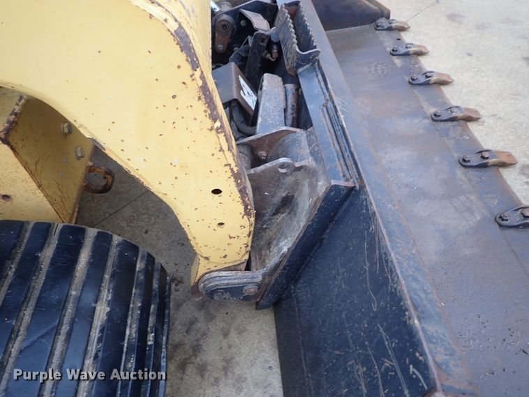 image for item DB7671 2007 Caterpillar 277C skid steer