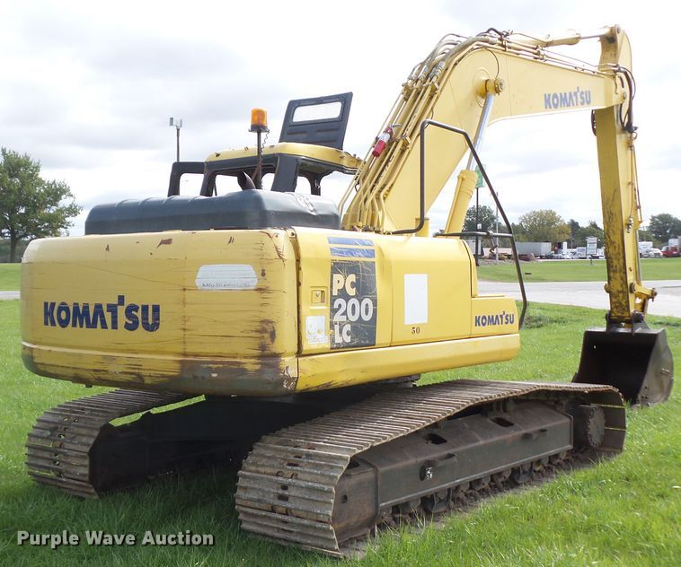 image for item DF0818 2004 Komatsu PC200LC-7L excavator