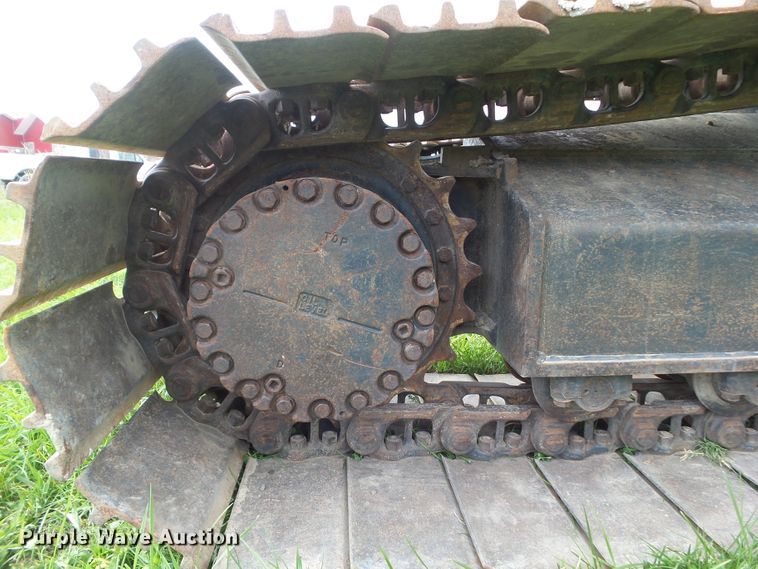 image for item DF0818 2004 Komatsu PC200LC-7L excavator