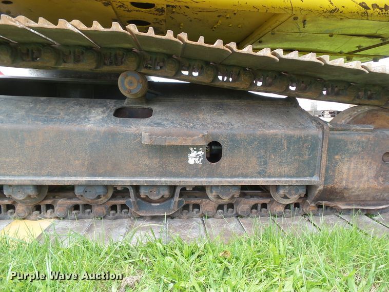 image for item DF0818 2004 Komatsu PC200LC-7L excavator