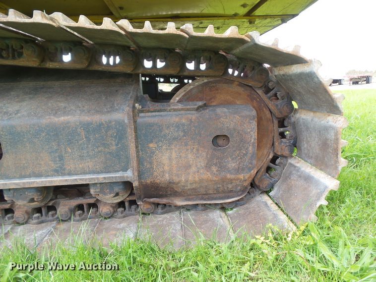 image for item DF0818 2004 Komatsu PC200LC-7L excavator