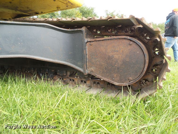 image for item DF0818 2004 Komatsu PC200LC-7L excavator