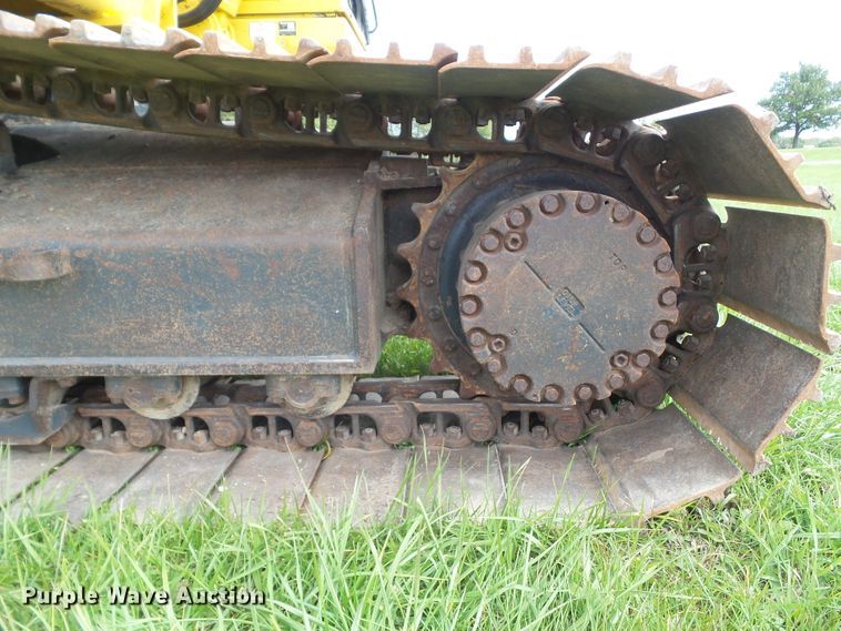 image for item DF0818 2004 Komatsu PC200LC-7L excavator