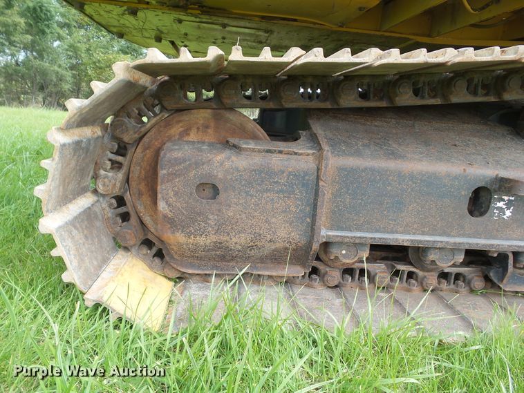 image for item DF0818 2004 Komatsu PC200LC-7L excavator