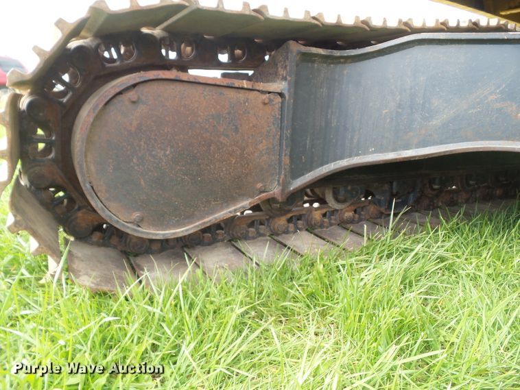 image for item DF0818 2004 Komatsu PC200LC-7L excavator