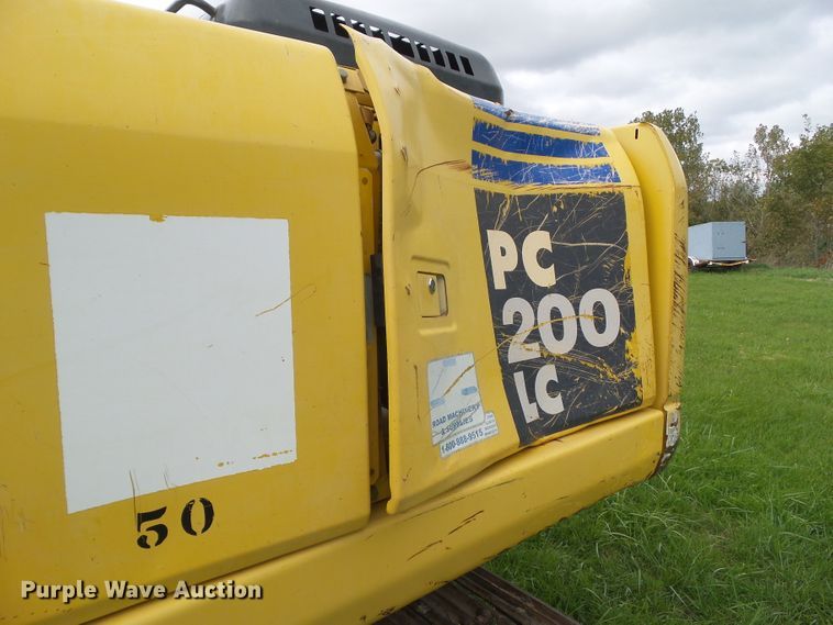 image for item DF0818 2004 Komatsu PC200LC-7L excavator