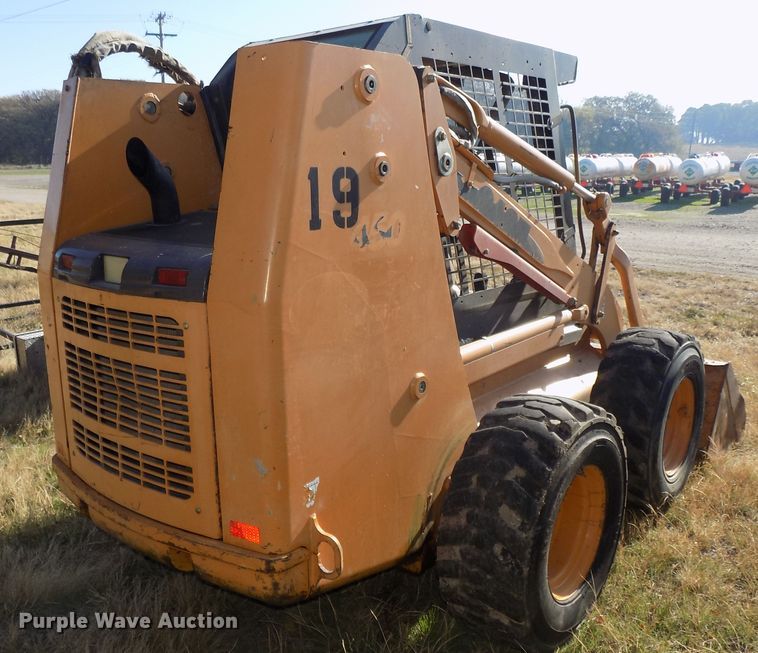 image for item DG2462 2005 Case 450 skid steer
