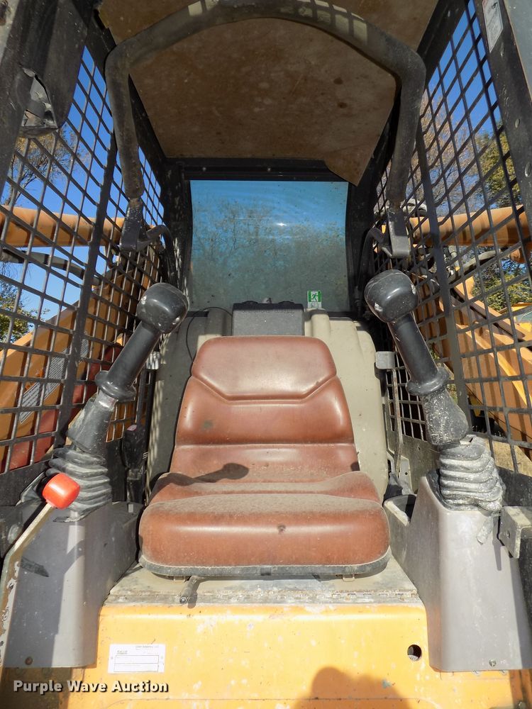 image for item DG2462 2005 Case 450 skid steer
