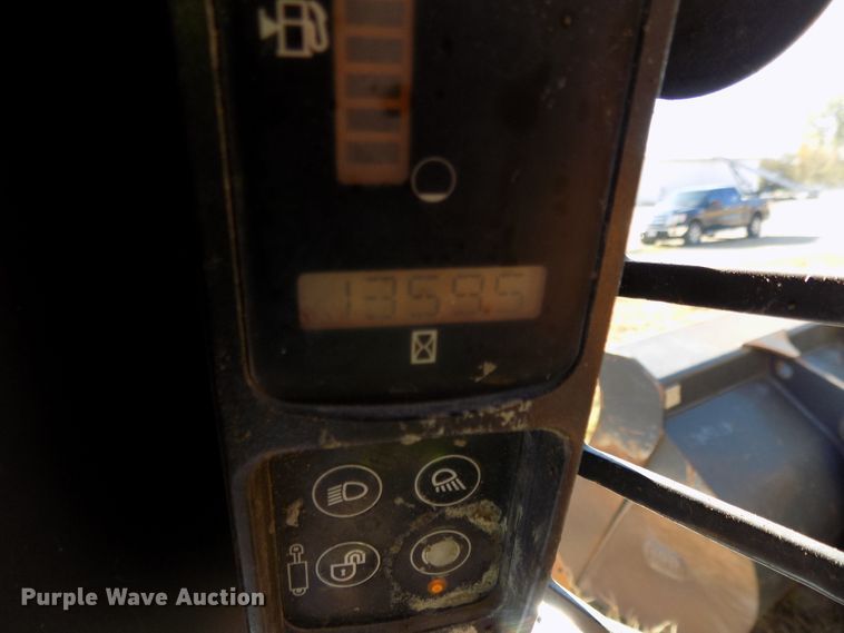 image for item DG2462 2005 Case 450 skid steer