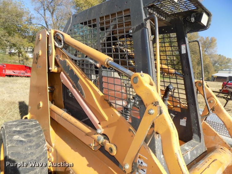 image for item DG2462 2005 Case 450 skid steer