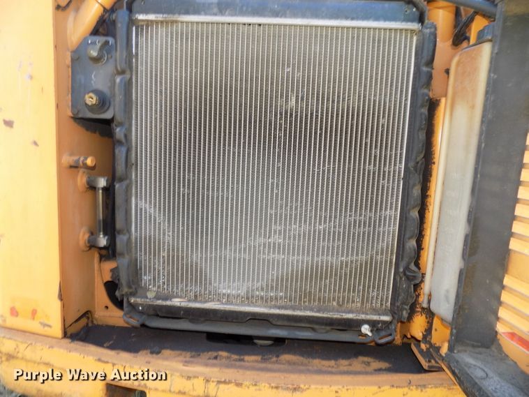 image for item DG2462 2005 Case 450 skid steer