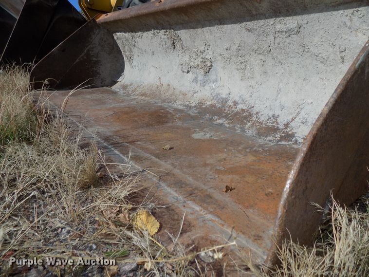 image for item DG2462 2005 Case 450 skid steer