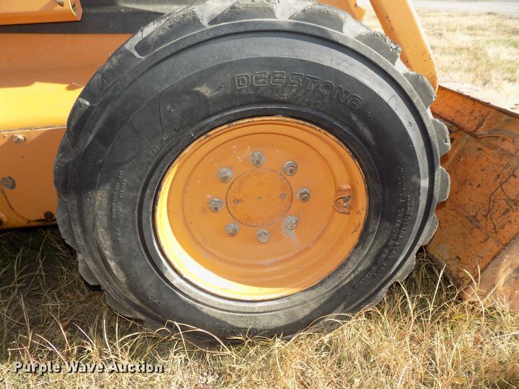 image for item DG2462 2005 Case 450 skid steer