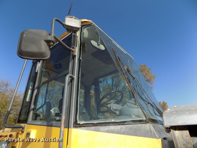 image for item DG2464 2006 Komatsu WA200-5 wheel loader