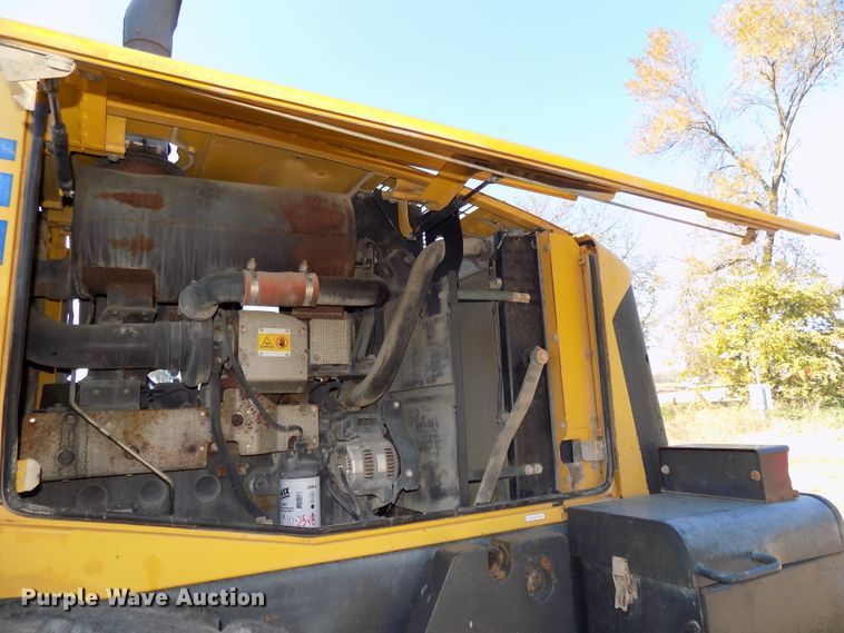 image for item DG2464 2006 Komatsu WA200-5 wheel loader