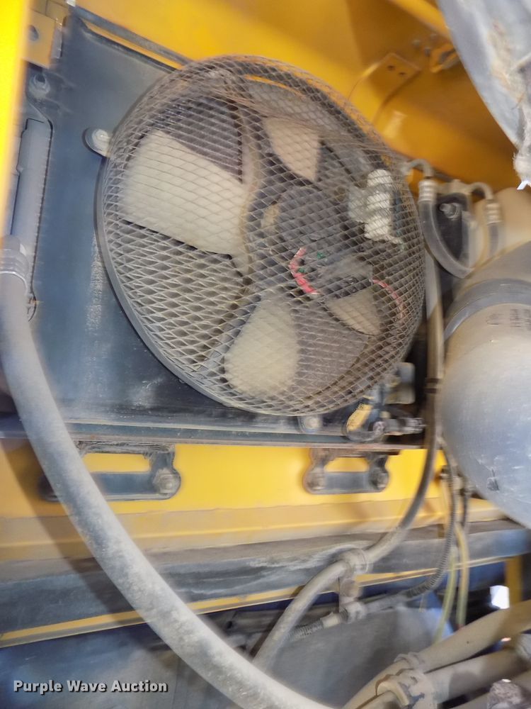 image for item DG2464 2006 Komatsu WA200-5 wheel loader